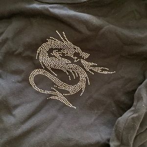 URBAN OUTFITTERS BLACK BEDAZZLED DRAGON CROP LONG SLEEVE SHIPS IMMEDIATELY ‼️‼️